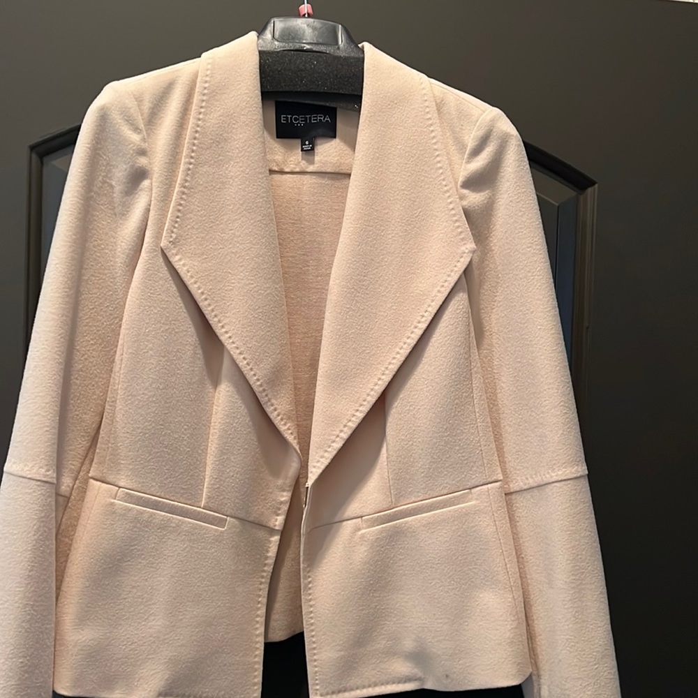 ETCETERA size 6 tan jacket in excellent condition